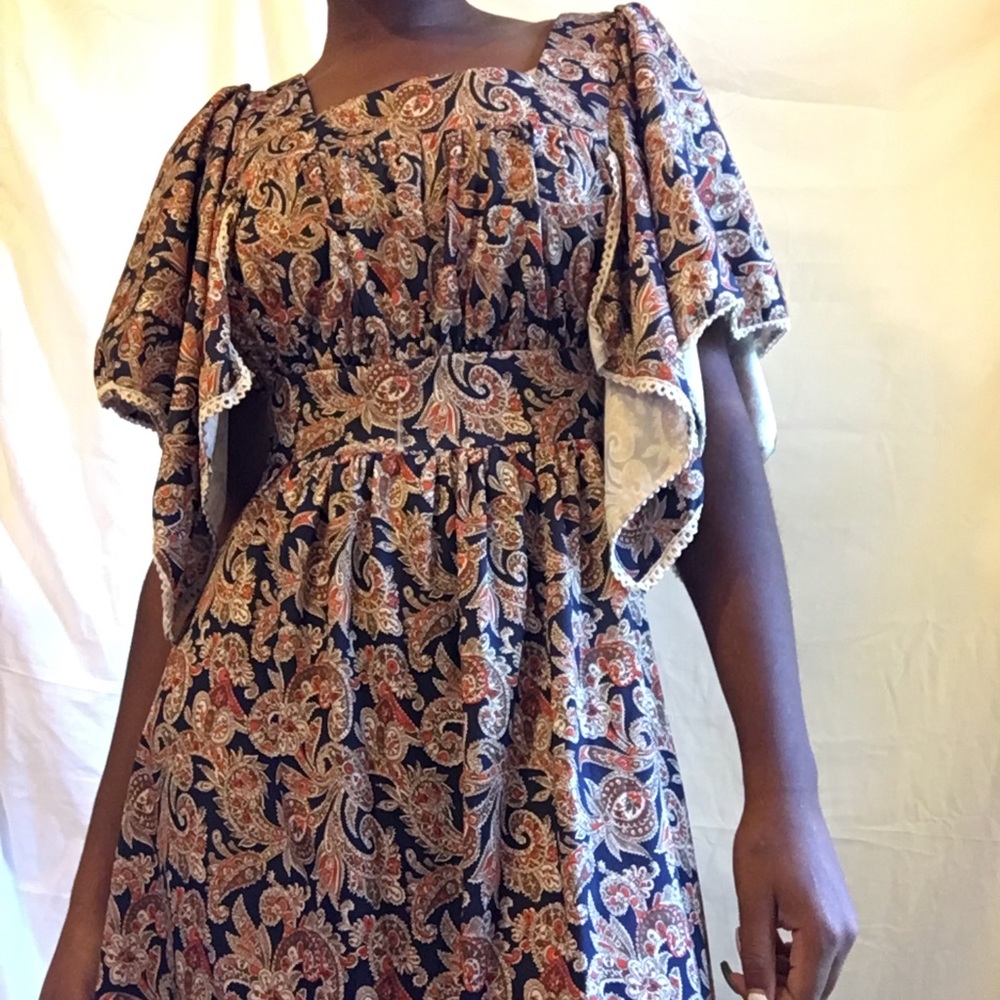 ❤️SOLD❤️70s Jones juniors vintage dress